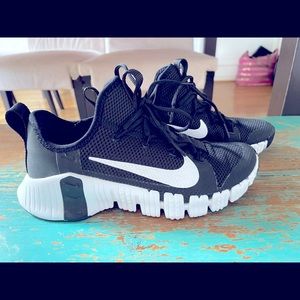 Nike size 8 metcon 3 shoes